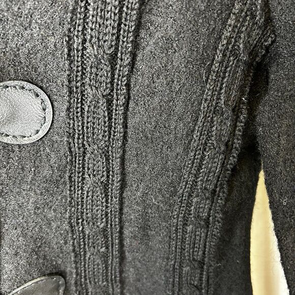Venario NWT Women's Black Boiled Wool Cable Knit Toggle Cardigan Sweater Sz M - Picture 8 of 15